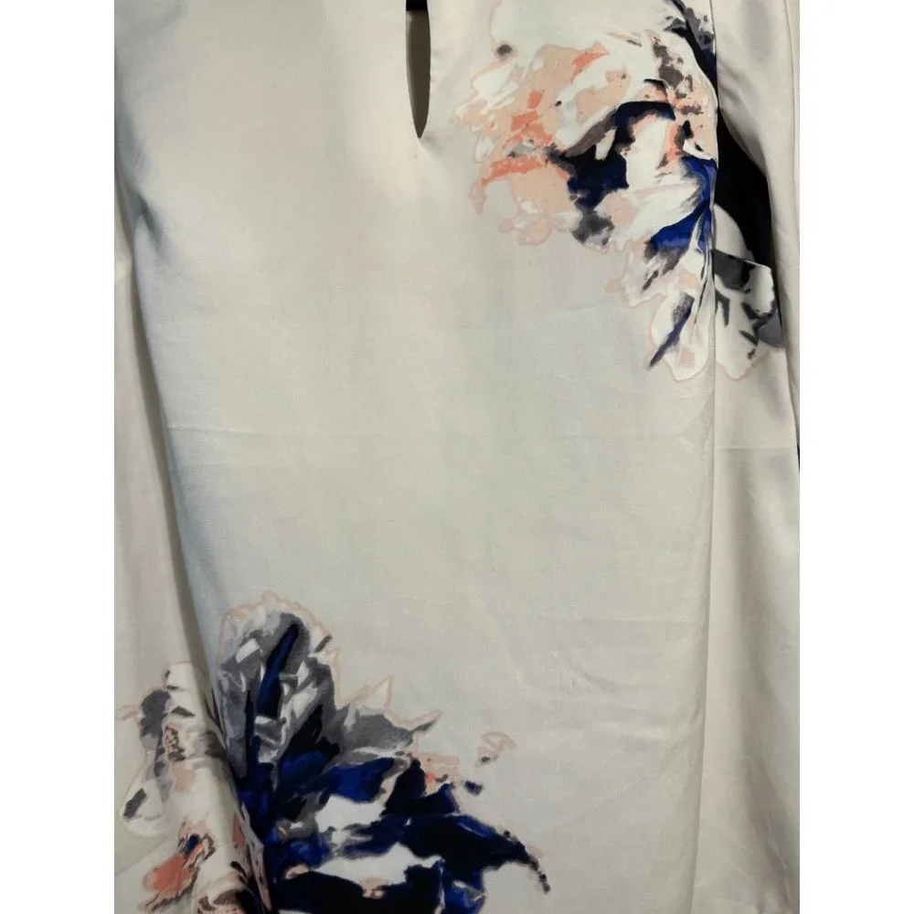 SOLD Vince Camuto White Blouse in size XS Long Sleeve - Picture 10 of 12